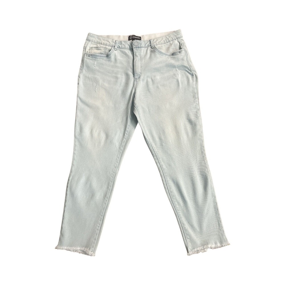 Democracy Women's Size 16 Light Wash‎ Frayed Hem Denim Jeans AB Technology
